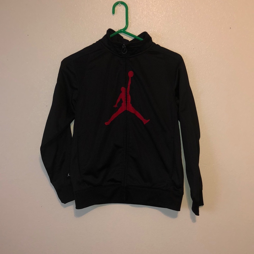 ❤️🖤Jordan zip up jacket ❤️🖤